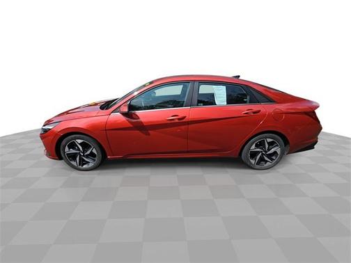 2022 Hyundai ELANTRA Limited