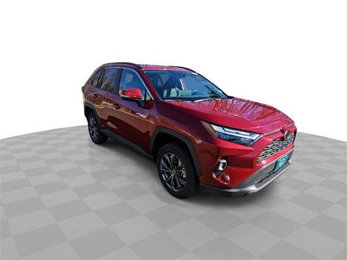 2025 Toyota RAV4 Hybrid XLE Premium