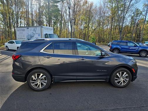 2022 Chevrolet Equinox Premier w/1LZ