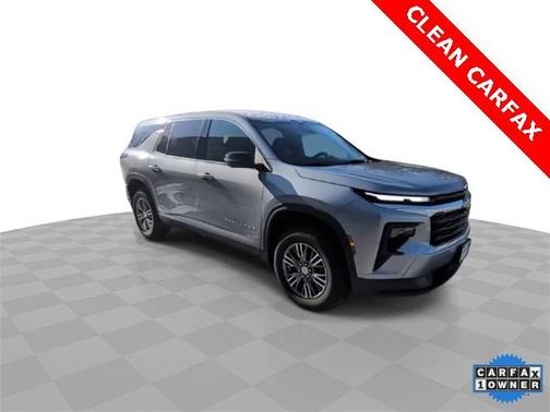 2024 Chevrolet Traverse LS