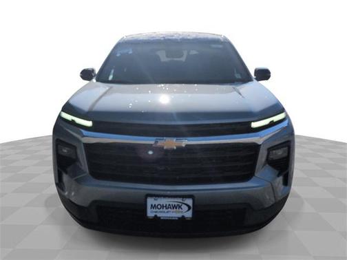 2024 Chevrolet Traverse LS