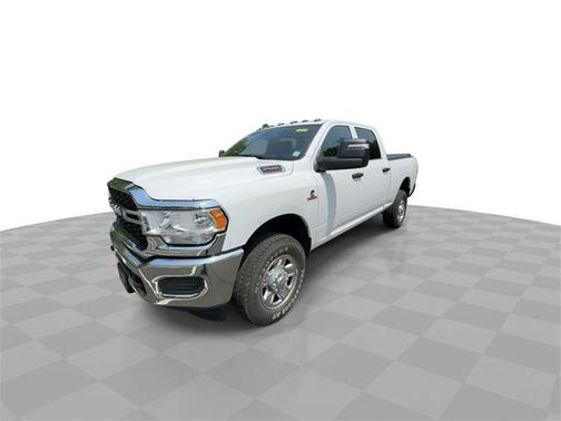 2024 RAM 2500 Tradesman Crew Cab 4x4 6'4' Box