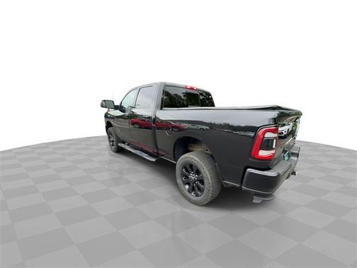 2020 RAM 2500 Big Horn Crew Cab 4X4 6'4' Box
