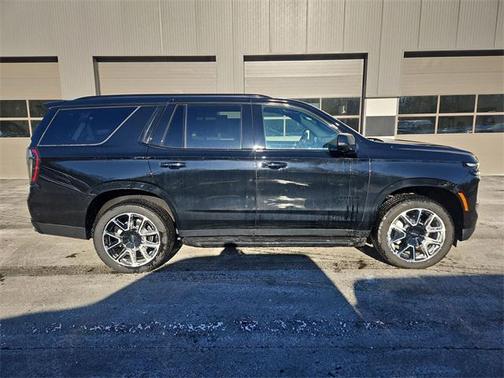 2025 Chevrolet Tahoe 4WD RST