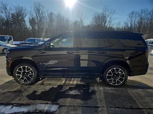 2025 Chevrolet Tahoe 4WD RST