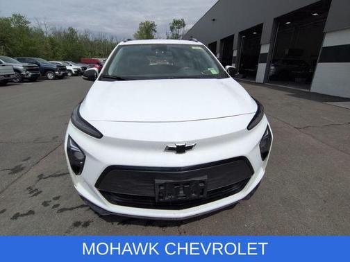 Summit White 2023 Chevrolet Bolt EUV FWD LT
