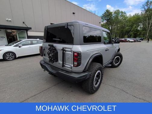 Iconic Silver Metallic 2024 Ford Bronco Black Diamond