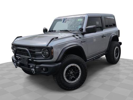 Iconic Silver Metallic 2024 Ford Bronco Black Diamond