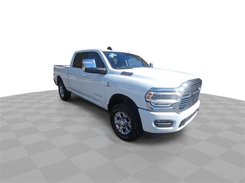 2024 RAM 2500 Laramie Crew Cab 4x4 6'4' Box