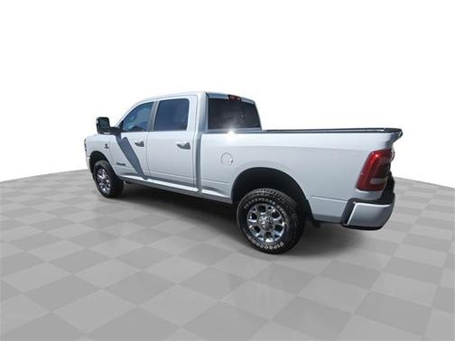 2024 RAM 2500 Laramie Crew Cab 4x4 6'4' Box
