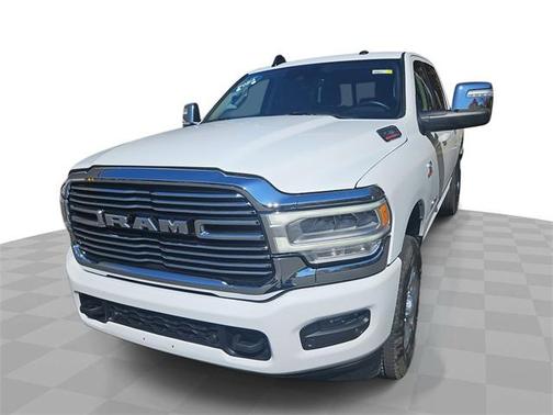 2024 RAM 2500 Laramie Crew Cab 4x4 6'4' Box