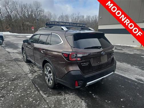 2022 Subaru Outback Touring XT