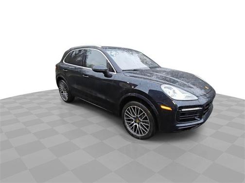 2023 Porsche Cayenne Base