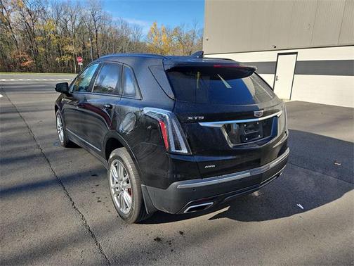 2024 Cadillac XT5 Sport