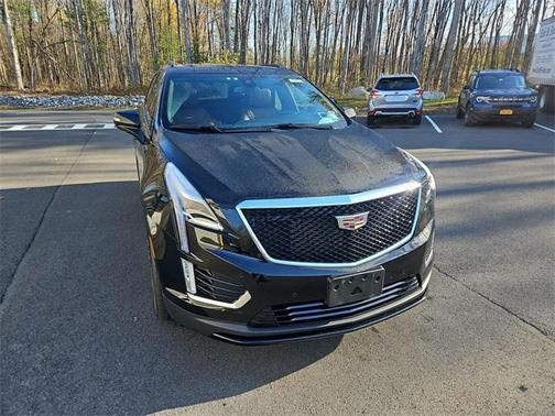 2024 Cadillac XT5 Sport