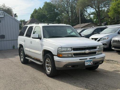 White 2004 Chevrolet Tahoe LT