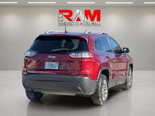 Red 2019 Jeep Cherokee Latitude Plus