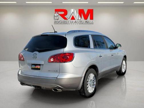 Silver 2010 Buick Enclave CX