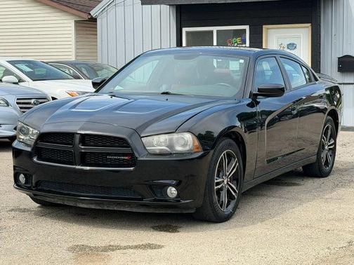 Black 2014 Dodge Charger R/T
