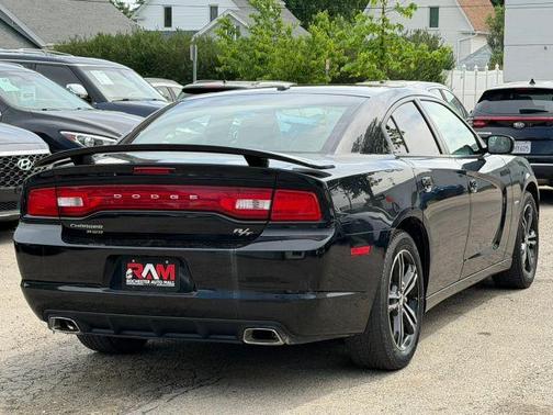 Black 2014 Dodge Charger R/T
