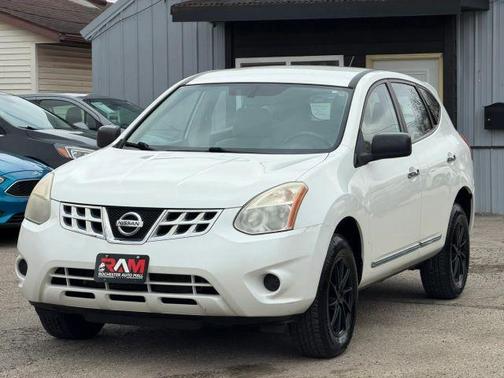 Pearl White 2011 Nissan Rogue S