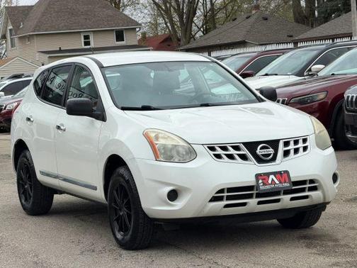 Pearl White 2011 Nissan Rogue S