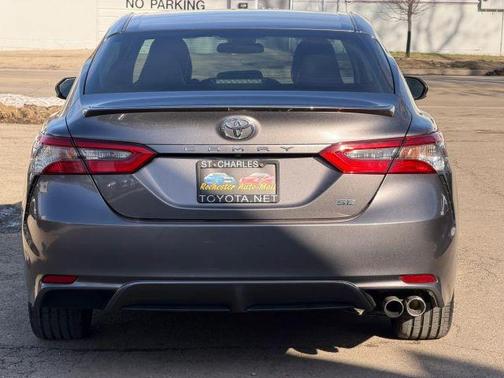 Gray 2018 Toyota Camry SE