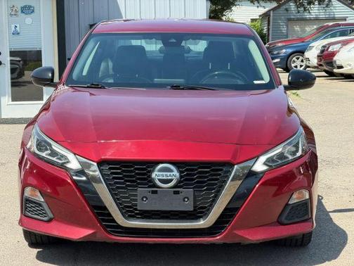 Scarlet Ember 2020 Nissan Altima 2.5 SR