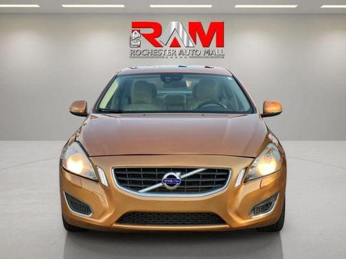 Vibrant Copper Metallic 2012 Volvo S60 T5