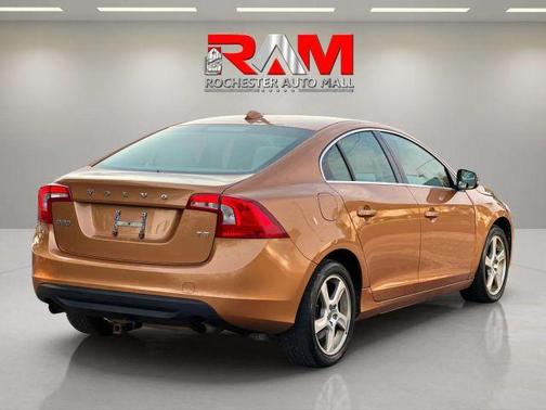 Vibrant Copper Metallic 2012 Volvo S60 T5