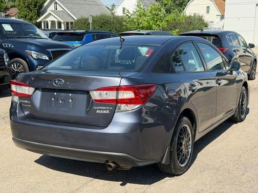 Carbide Gray Metallic 2017 Subaru Impreza 2.0i