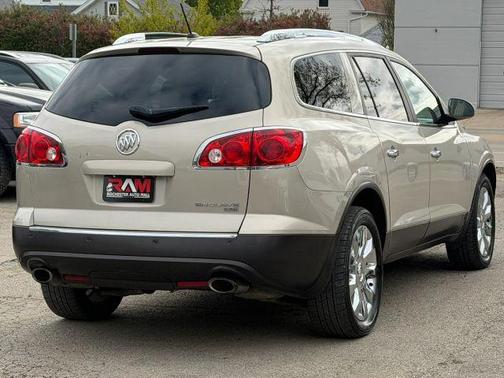 Gold 2011 Buick Enclave CXL