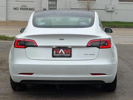 White 2018 Tesla Model 3 Long Range