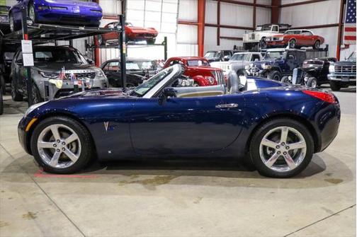 2006 Pontiac Solstice Base 2dr Convertible