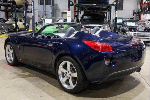 2006 Pontiac Solstice Base 2dr Convertible