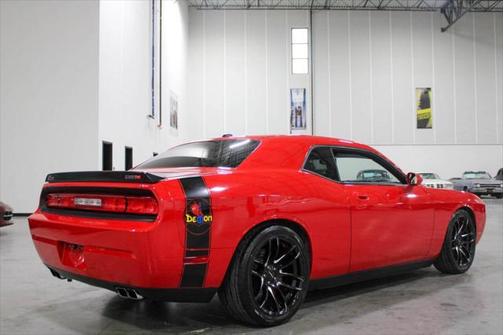 2010 Dodge Challenger SRT8