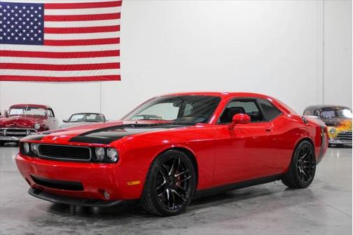2010 Dodge Challenger SRT8