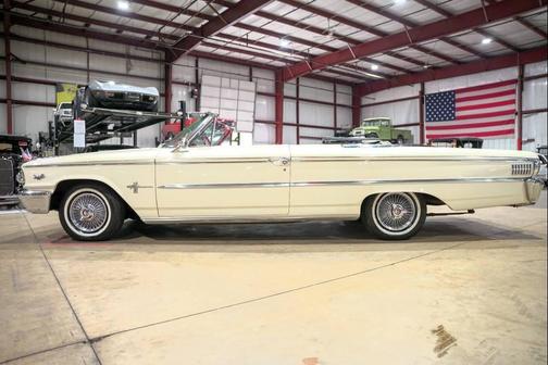 1963 Ford Galaxie 500 Base