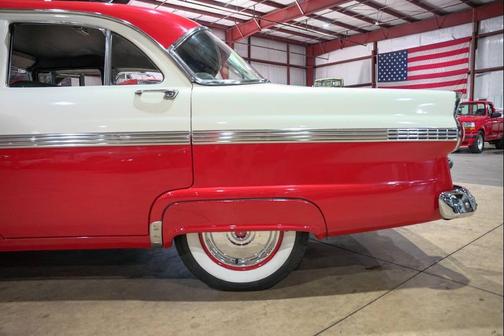 1956 Ford Fairlane 