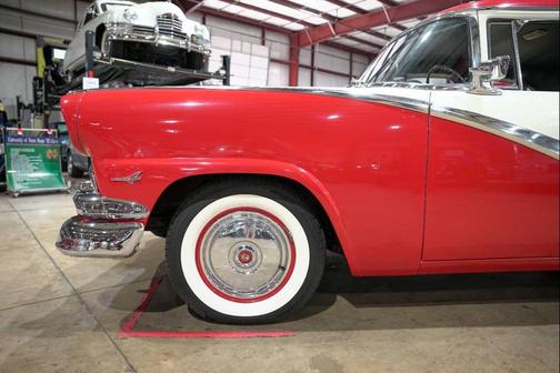 1956 Ford Fairlane 