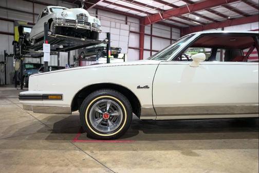 1984 Pontiac Grand Prix Base