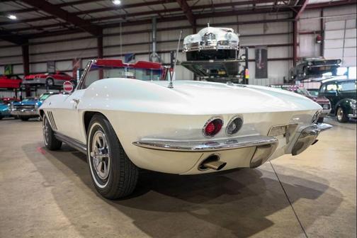 1965 Chevrolet Corvette Base