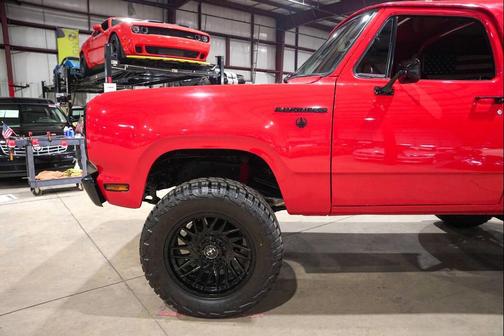 1976 Dodge Charger Base