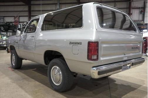 1984 Dodge Charger Base