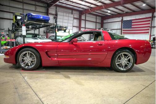 2004 Chevrolet Corvette Base