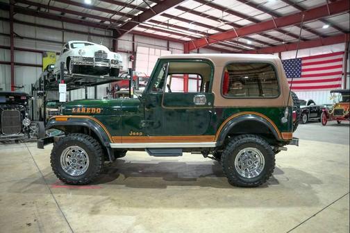 1984 Jeep CJ-7 Base 2dr 4WD SUV