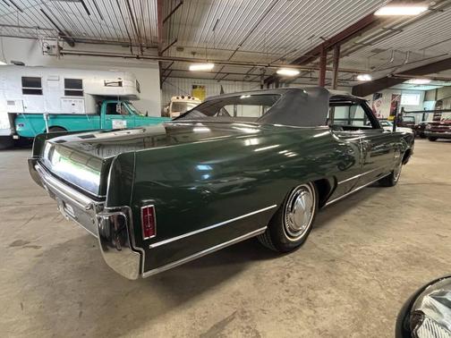 Green 1970 Oldsmobile 98 Base