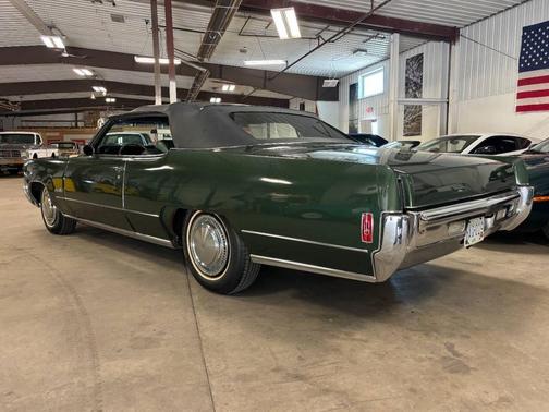 Green 1970 Oldsmobile 98 Base