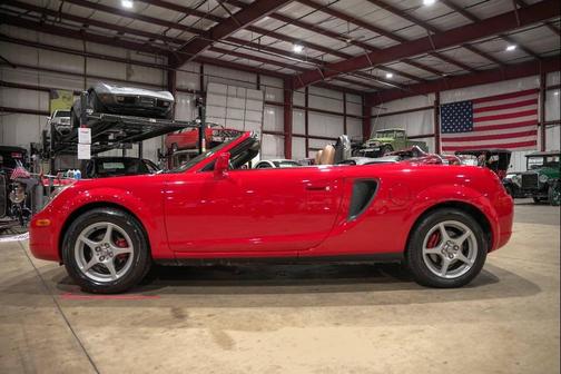 2001 Toyota MR2 Base 2dr Convertible
