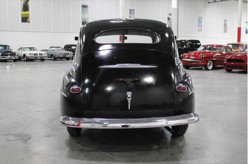 1947 Ford Deluxe Base